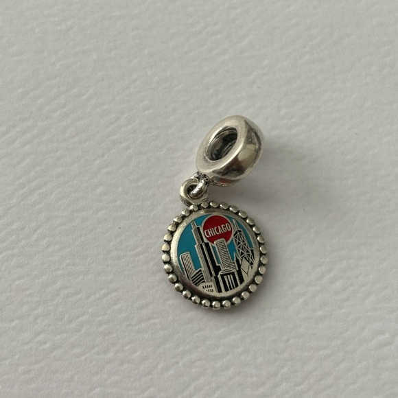 PANDORA - Chicago Travel Charm - Picture 1 of 3